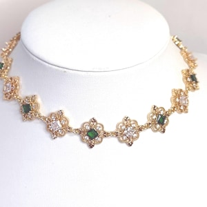 Vintage Style Emerald Green Crystal Gold Necklace Earrings, Regal Flower Necklace, Fairycore Choker, Regency Inspired Choker, Gift for Her