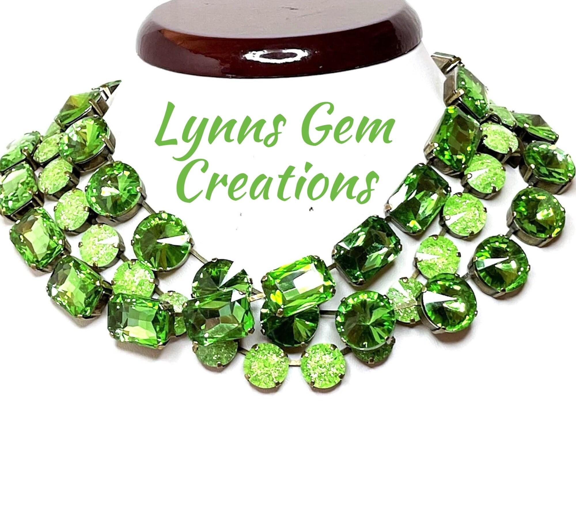 Peridot Georgian Collet Necklaces, Anna Wintour Style, Green Crystal Chokers, Riviere Necklace, Statement Necklace, Necklaces for Women