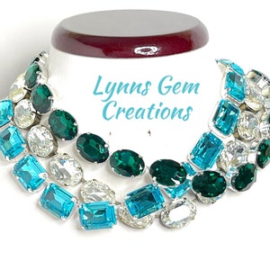 Aquamarine Emerald Crystal Georgian Collet Necklaces, Clear Crystal Choker, Anna Wintour Style, Riviere Necklaces, Statement Necklaces
