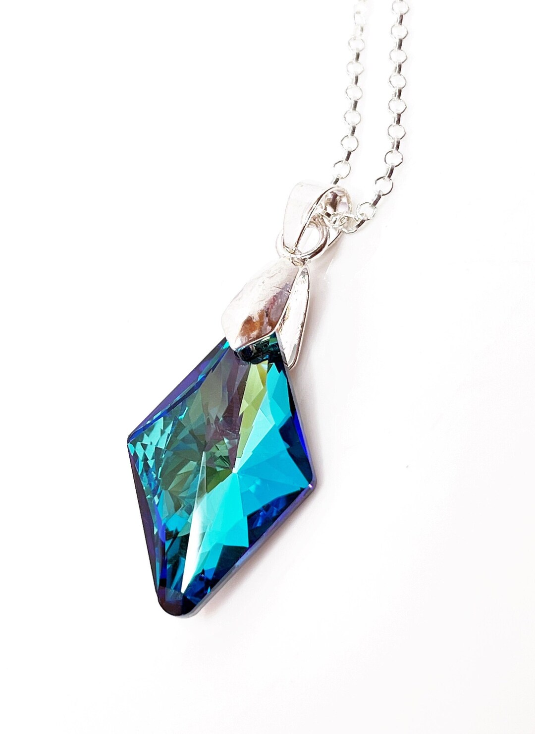 ネックレス・ペンダント Spike and Oval Blue Crystal Necklace Amazon.com: Blue Crystal Spike Pendant Necklace, Faceted