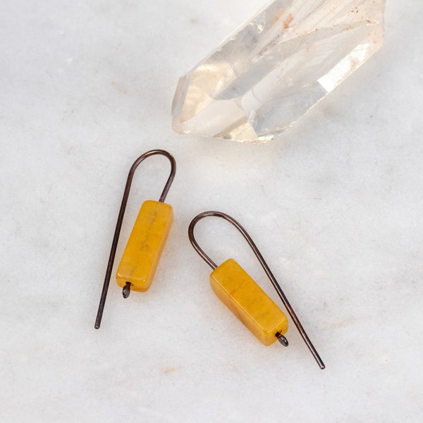 Yellow Quartz Earrings, Yellow Stone Drop Earring, Modern Small Earrings, Yellow Stone Earring Copper, Sleek Earrings, Natural Stone Jewelry