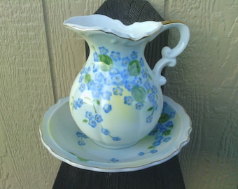 Gorgeous! Lefton China Love Me Not Pitcher and Basin Set Hand painted #SL4189.
