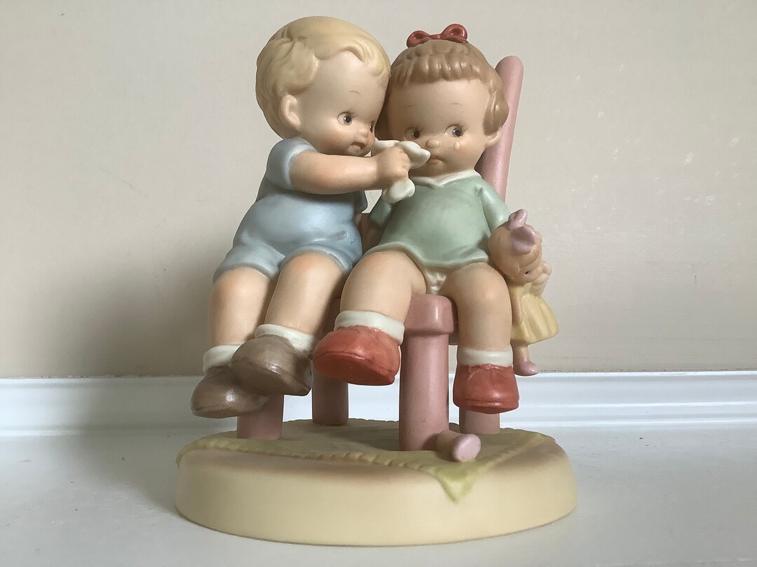 Lucie Attwell Memories of Yesterday Figurine: Heritage