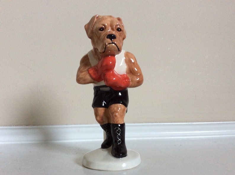John Beswick \u201cIt\u2019s a Knockout\u201d figurine The Sporting Character Collection #412. Royal doulton