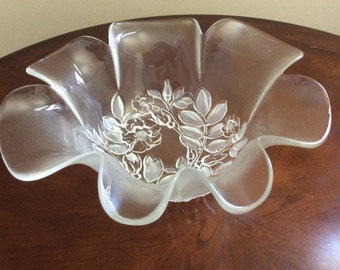 A Lovely  Scalloped/Petal Edge Clear Crystal Glass Dish, Walther.