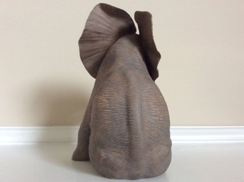 Lenox Endangered African Elephant Calf 1991 Figurine Smithsonian Collection.
