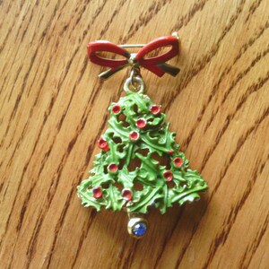 Christmas Tree Brooch, green tree with red bulbs and bow.
