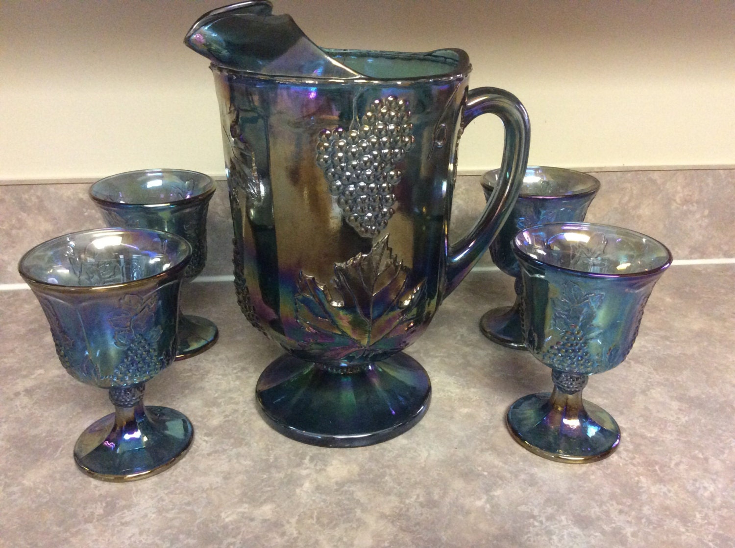 希少完全4セット！ゲーベル Goebel ミュシャ　四季☆花瓶 金採飾壺　ガラス Blue Carnival Glass Beverage Set: Harvest Grape Pitcher & Goblets