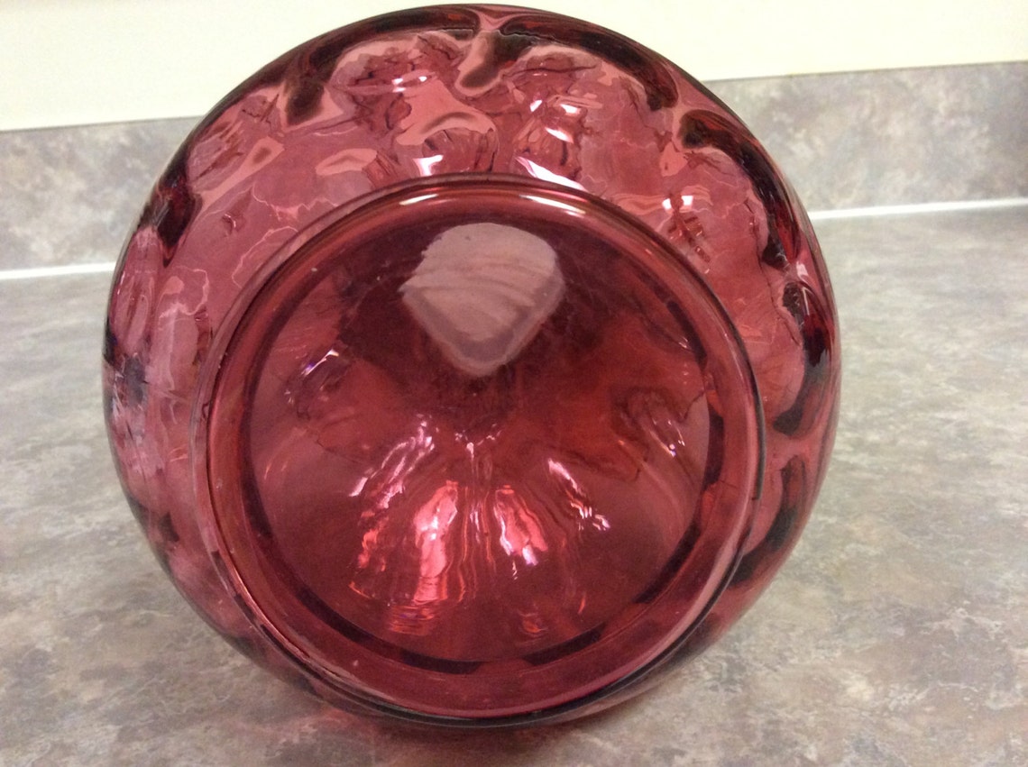 Stunning Fenton Art Glass Cranberry Daffodil Vase With a - Etsy