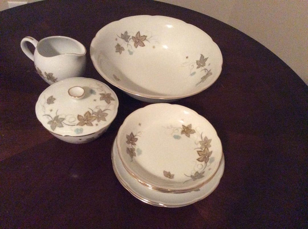 Pretty Kyoto Fine China Pieces With Creamer/sugar Bowls Maple Leaf