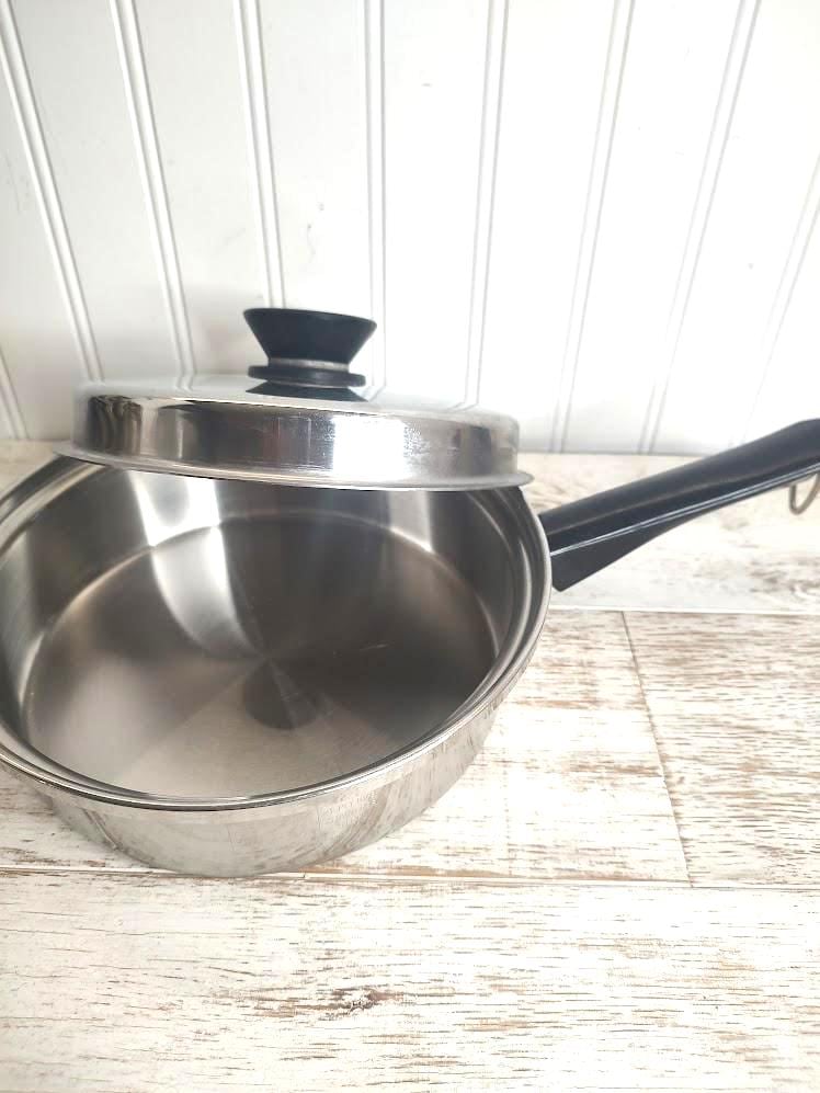 アムウェイQueen 18-8ステンレススチール Amway Queen 18/8 Stainless Steel 3 Ply 8