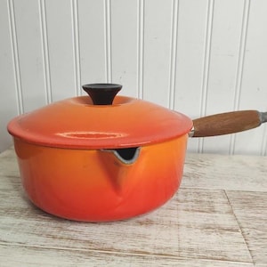 Le Creuset #20 Flame Orange Enameled Cast Iron Wood Handle Saucepan Spout 2.5 qt| ~ Le Creuset Style Cookware ~ Farmhouse Kitchen Cookware