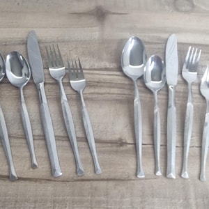MCM Stanley Robert Stainless “SPARTAN” Flatware Japan Place Setting 2