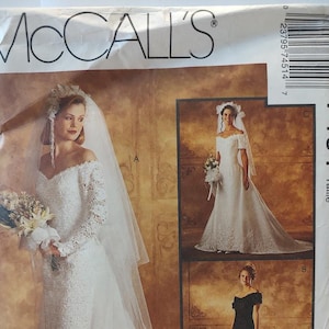 McCall&#39;s Wedding Dress #7451 Size 10