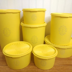 Tupperware Vintage Extra Large 10.5” Tall Canister In Yellow 1222-5