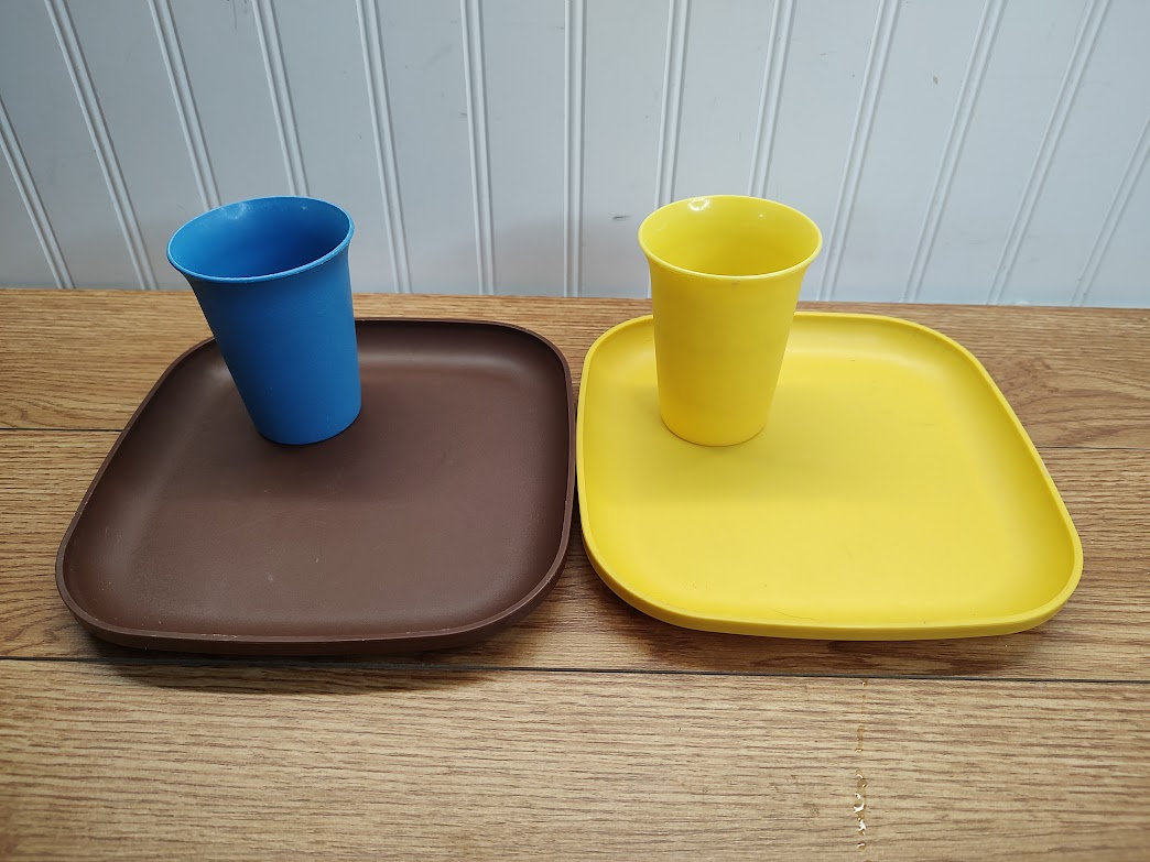 Vintage 70's Tupperware Cafeteria Style Trays 4 70's Plastic Prison Trays  70's Serving 70's TV Trays Cafeteria Trays Individual 