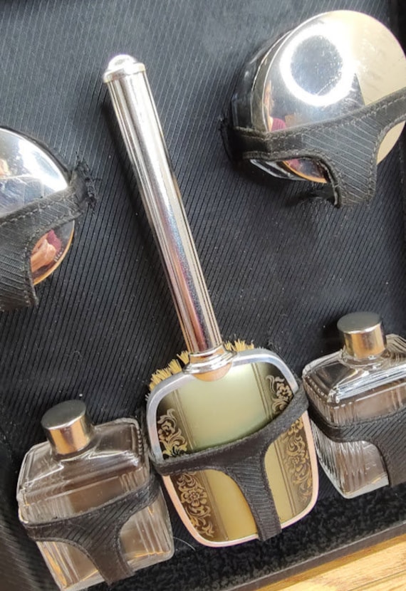 RARE 1940's (?)Train Travel Vanity Case COMPLETE with… Gem