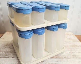 Tupperware Modular Shaker Spice Set With Carousel w/19 Spice Containers