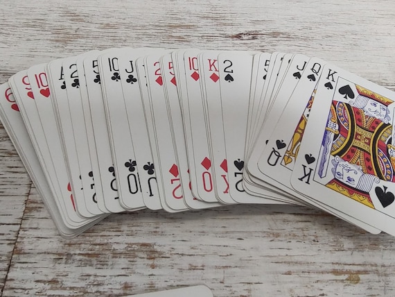 Vintage Waddingtons Number 1 Linen Casino Playing Cards