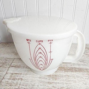 Tupperware 8-Cup Mix N Store #500-7 Measuring Batter Bowl with LID