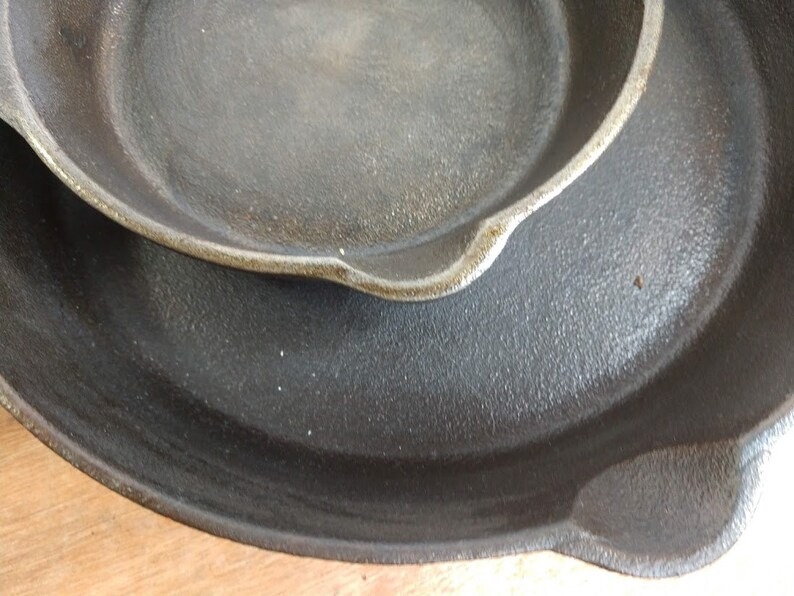 10 and 6 Cast Iron Skillet Kirby & Allen Vintage Etsy