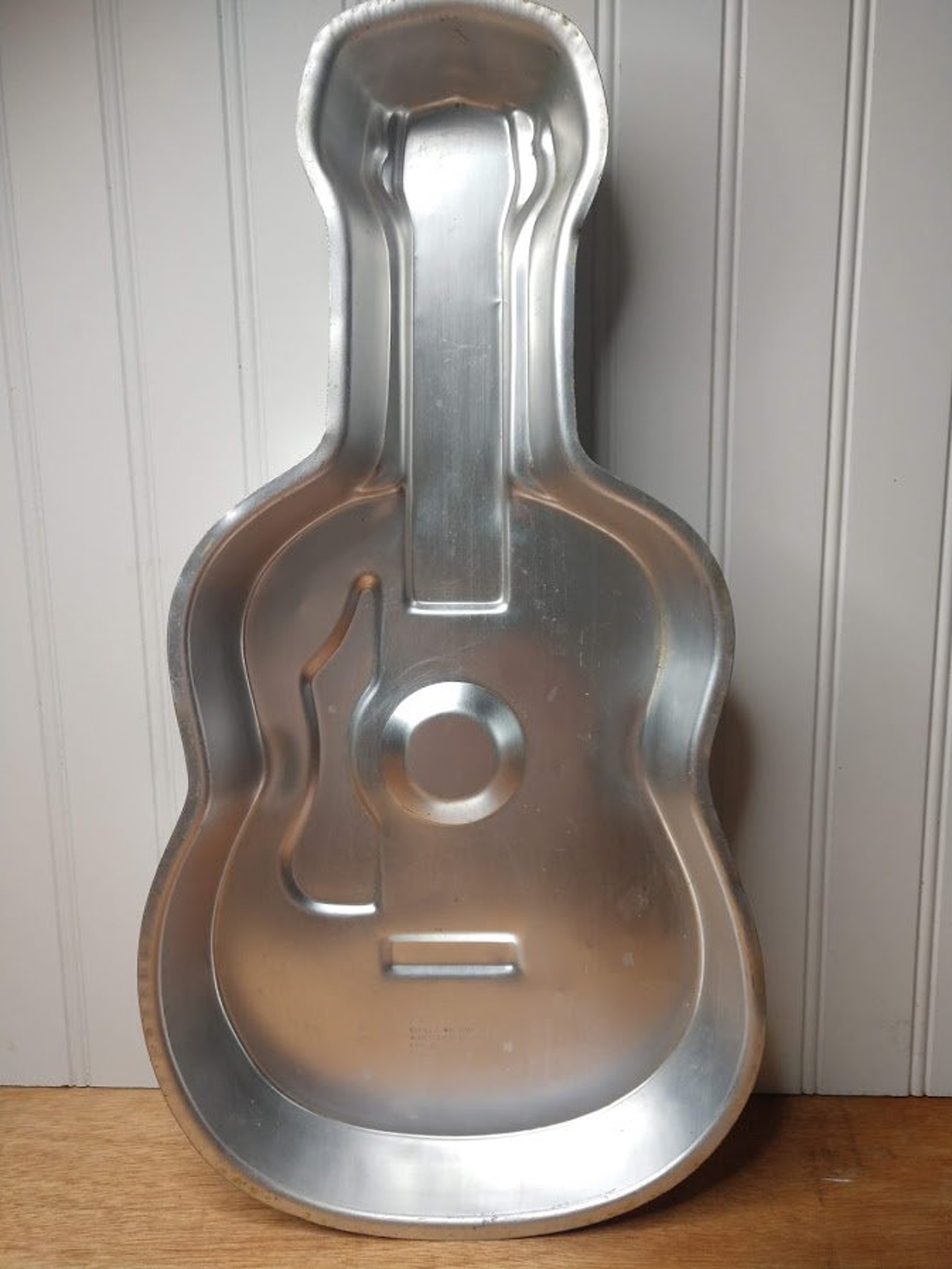 Wilton Guitar Cake Pan 502933 Etsy