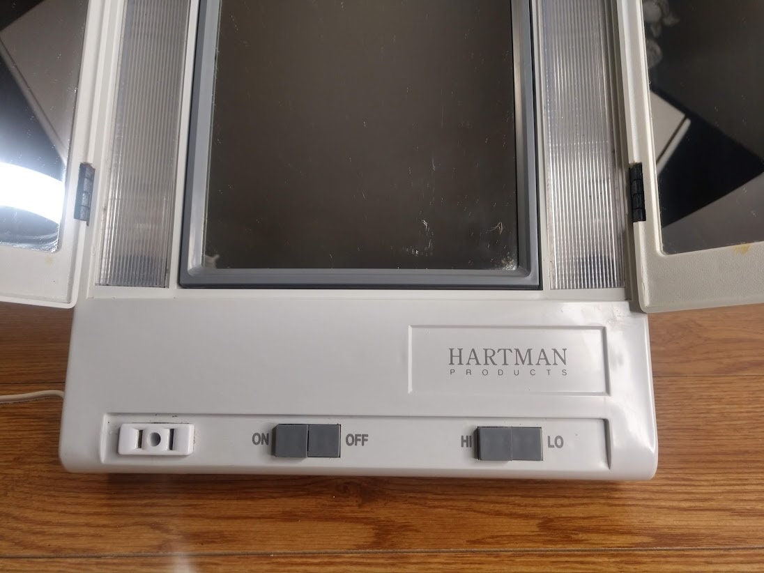 hartman makeup mirror
