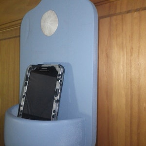 Re-purposed  Cutting Board Key Holder