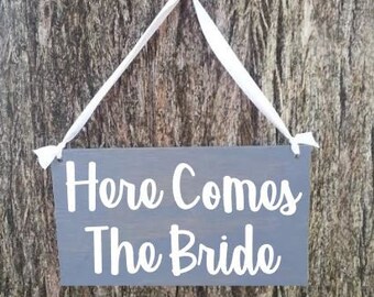 Custom Ring Bearer Signs/Ringbearer Sign/Flower Girl Sign/Wedding Entrance/Wedding Ceremony Prop/Wedding Sign/Rustic Wedding/Country Wedding