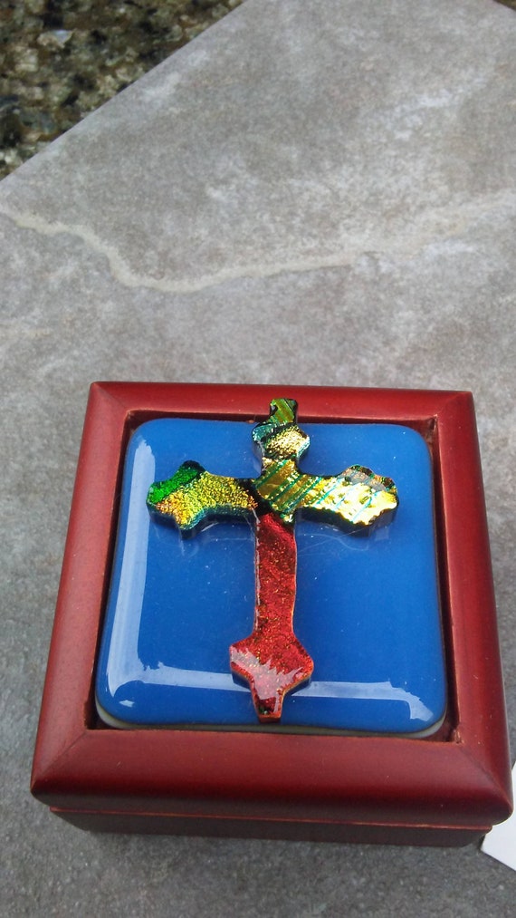 Small cross jewelry box