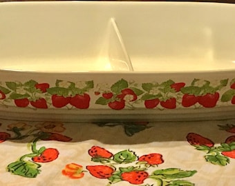 Strawberry Pattern Split Casserole Dish