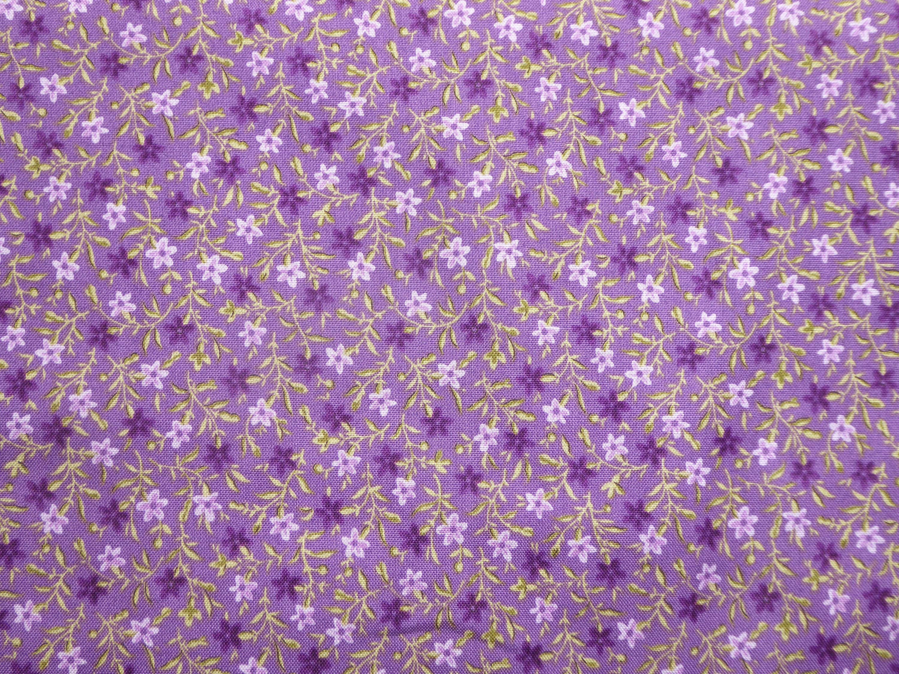 Scattered Patchwork Patchwork Fabric Violet Scattered Flowers With Green - Etsy
