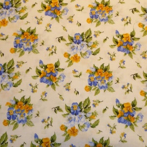 Patchwork fabric yellow/blue pansy bouquets