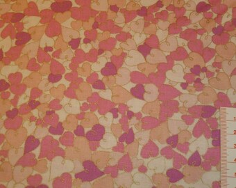 Patchworkstoff Pink hearts with gold