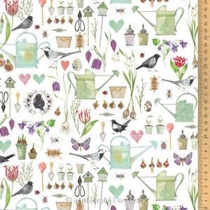 Peut inclure: Un fond blanc avec un motif aquarelle d'éléments de jardin. Le motif comprend des arrosoirs, des oiseaux, des tulipes, des papillons, des cœurs et des outils de jardinage. Une règle est visible sur le bord droit.