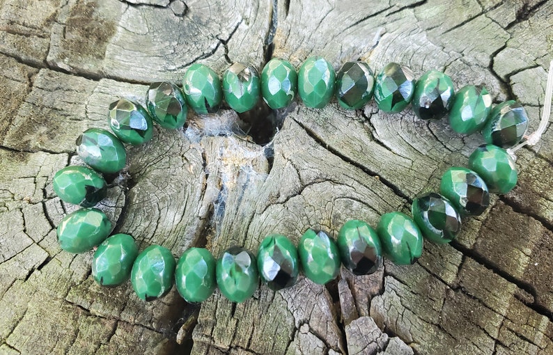 25 6 x 8mm Faceted Czech Glass Rondelles in Hunter Green with a Picasso Finish