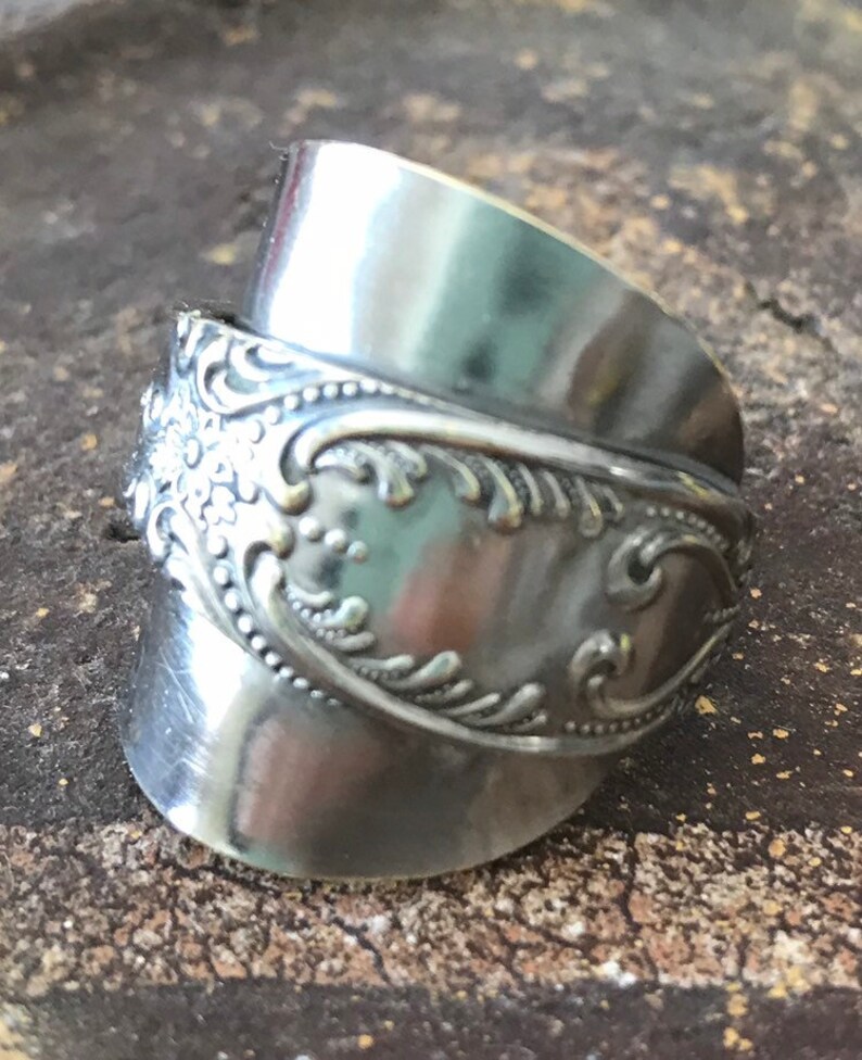 Vtg Silverware Spoon Ring Boho Hippie Dpion Ring vintage ornate spoon ring