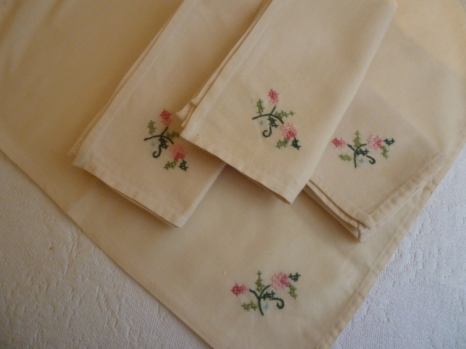 NAPKINS.VINTAGE EMBROIDERY. Ecru Cotton Vintage Embroidered | Etsy