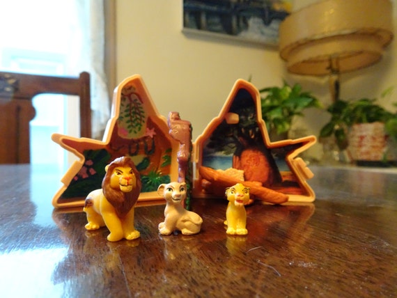 lion king pride rock toy