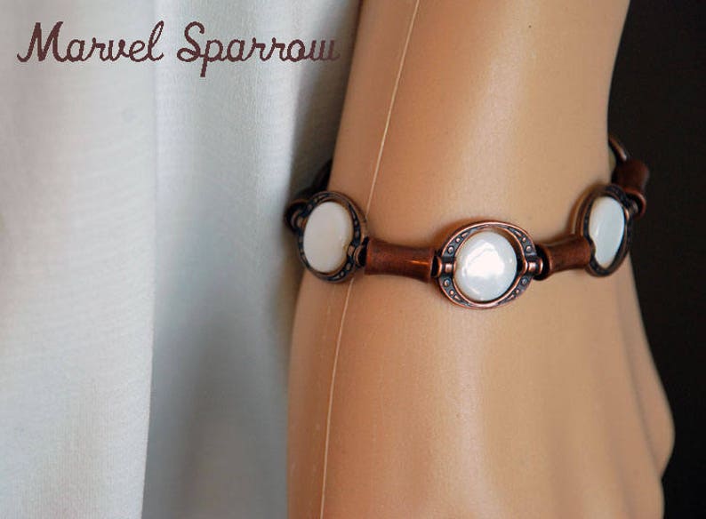 White Mother of Pearl Shell Beads /& Copper Flute Tubes Stretch Bracelet Rust Antique Eggshell Wedding Snow Milk Beach Ocean Seashore Moon