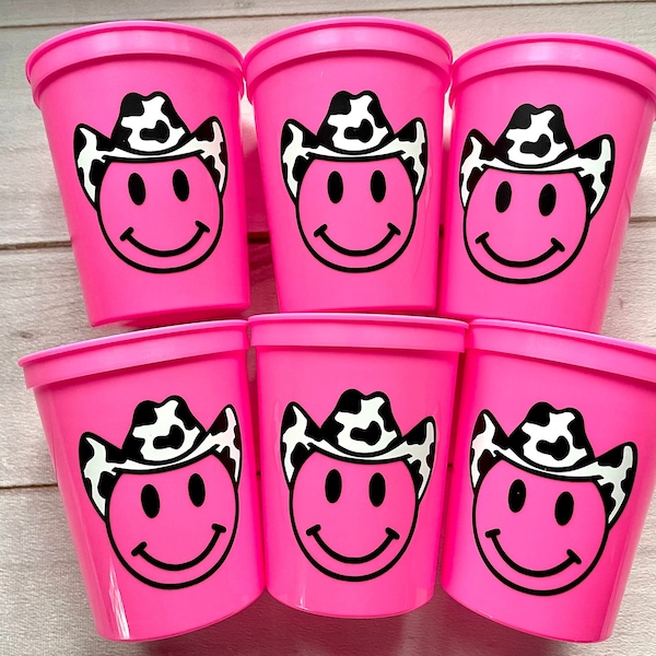 Cowgirl Party Cups - Cowgirl bachelorette party, Cowgirl smile face, Cowgirl party favors, Stadium cups, Cow print, Cow print hat, hot pink