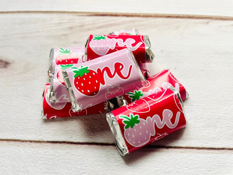 strawberry candle