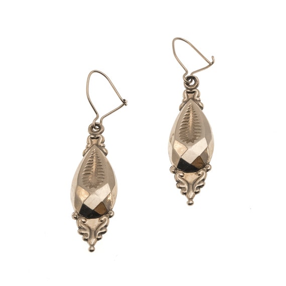 Victorian Elegance - Victorian 9K Gold Earrings