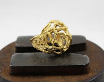 THE WORLD in your hands / Gold-plated silver Ring/ Golden Collection IH Jewelry