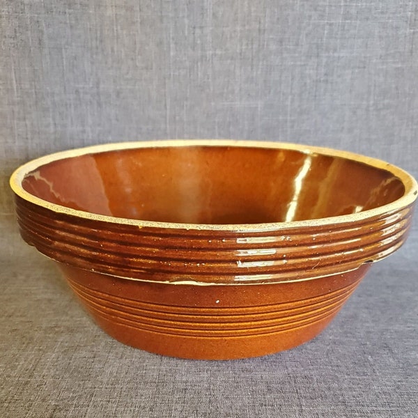 Antique Brown Stoneware Mixing Bowl 9 1/2 in.  Antique Brownware Mixing Bowl, Antique Brown Stoneware Bowl with Ribbed Edge