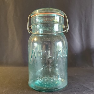 Antique Aqua ATLAS Quart Canning Jar, Atlas E-Z Seal, Teal Atlas Canning Jar, Aqua Atlas Canning Jar