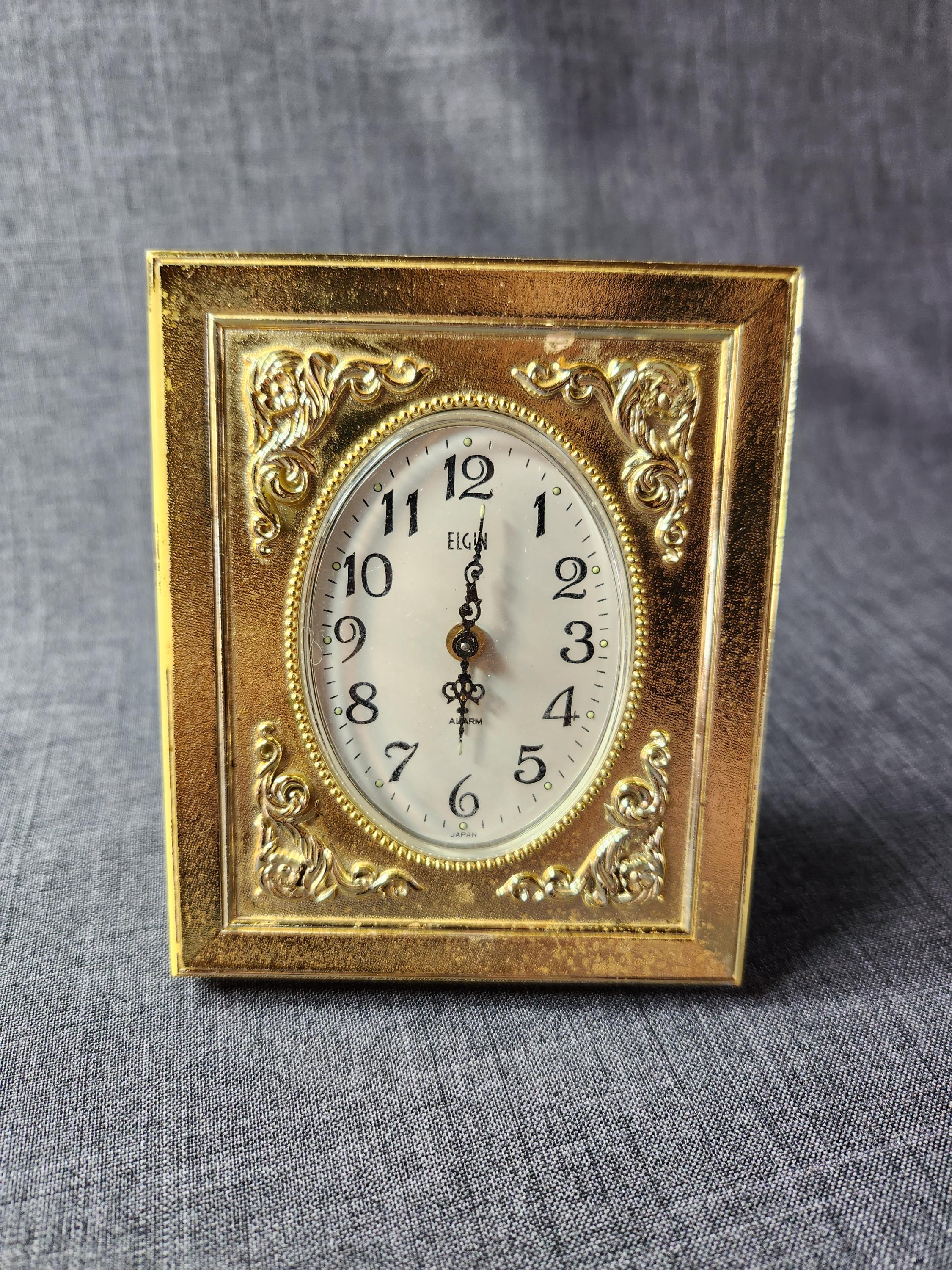 Vintage Elgin Bedside Wind-up Alarm Clock, Vintage Tabletop Alarm