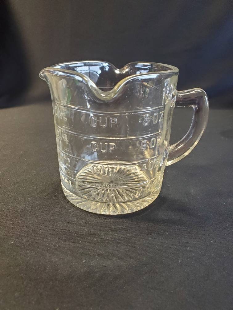Vintage Embossed Metal 1 quart Measuring Cup For Household Use Only