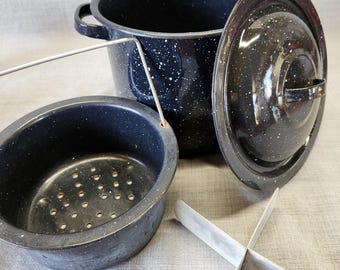Vintage Black Speckled Small Enamelware Steamer Pot, 6 x 8 in.