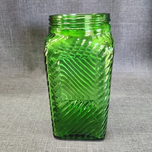 Vintage Owens Illinois Green Glass Jar, Vintage Green Glass Striped Jar, Vintage Owens Illinois Green Glass Jar, 6 1/4 in.